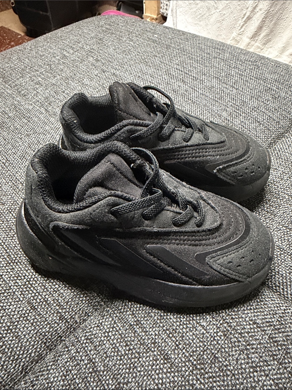 Adidas Kids Black Athletic Sneakers - Cushioned Everyday Trainers “No insoles”